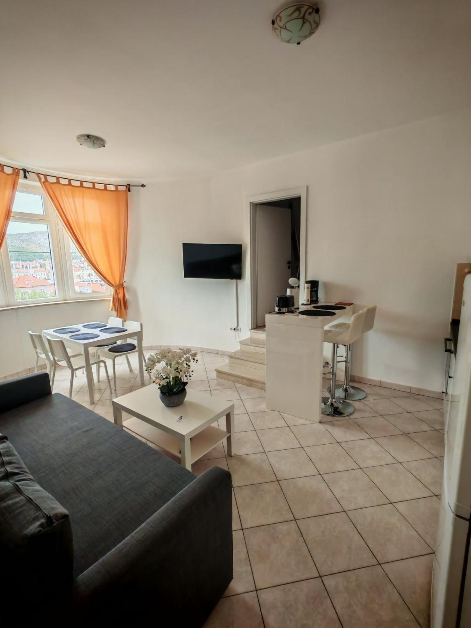 Rooms Carija Трогир Экстерьер фото